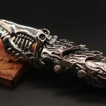 Load image into Gallery viewer, Skull Ring Accessory - Unique Ring Design