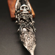 Load image into Gallery viewer, Skull Ring Accessory - Unique Ring Design