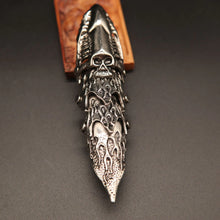 Load image into Gallery viewer, Skull Ring Accessory - Unique Ring Design