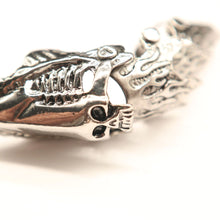 Load image into Gallery viewer, Skull Ring Accessory - Unique Ring Design
